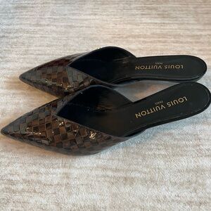 Louis Vuitton Damier ebene kitten heel Pointed Mules sz 41 pre owned